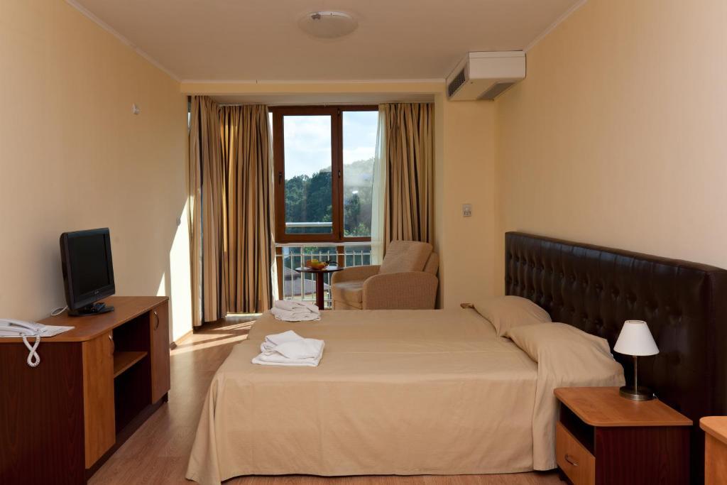 Hotel Perla Sun 4*